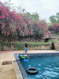 AF1QipM__J9uCT4vd6dphrT6lSpoXzqH4SC-Wq4ledhWw203-h270-k-no